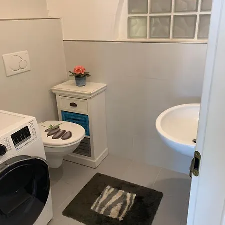 Apartment Schoene 36 Viralago Mit Privatstrand